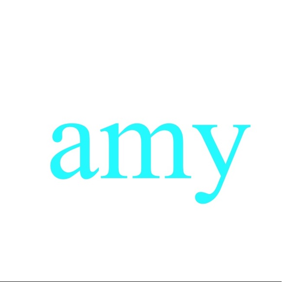 Meet your Posher, Amy - Picture 2 of 2